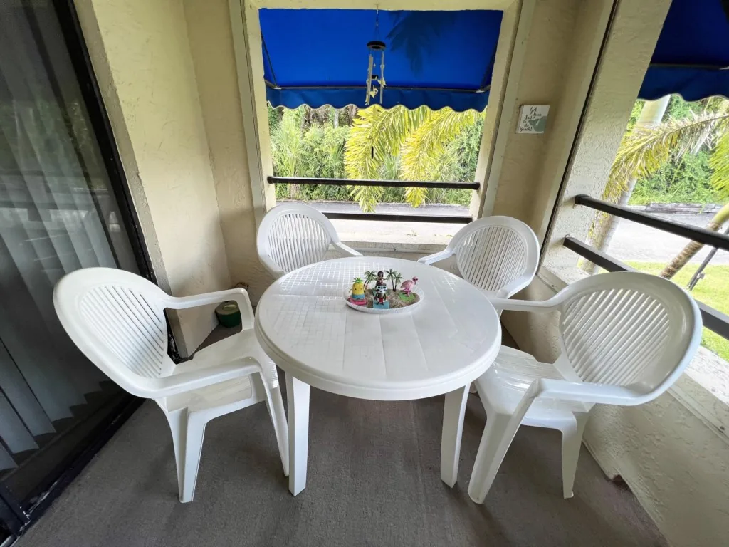 Lemon Bayview Villa - Heated Pool - Tennis - Dock