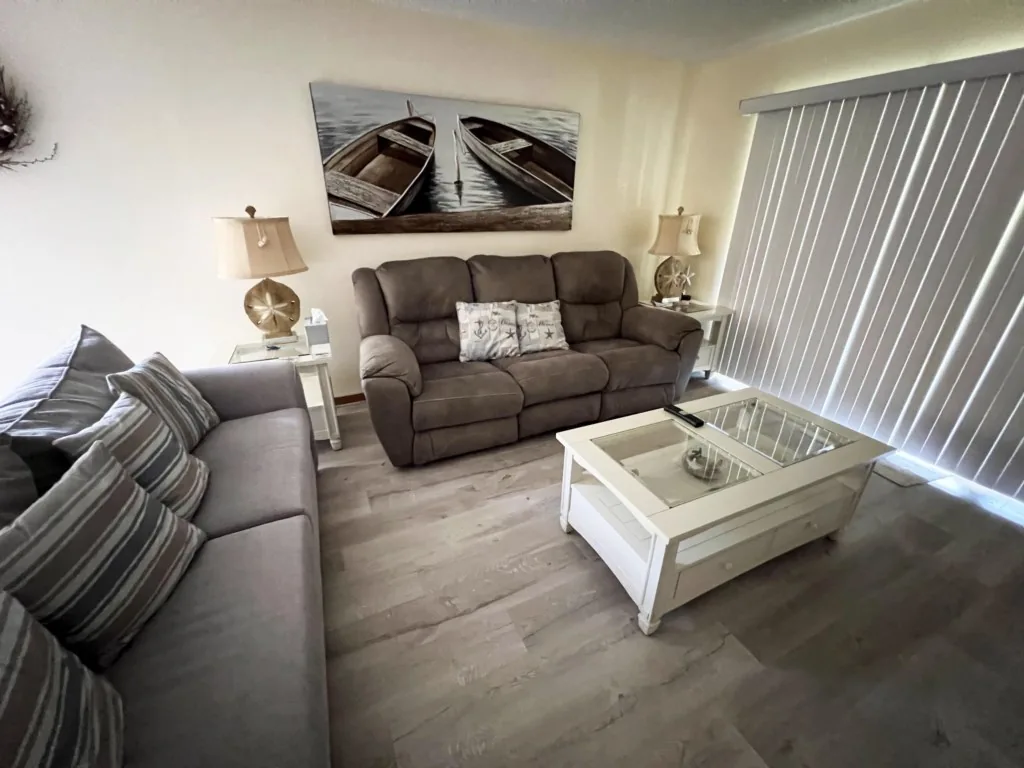 Lemon Bayview Villa - Heated Pool - Tennis - Dock