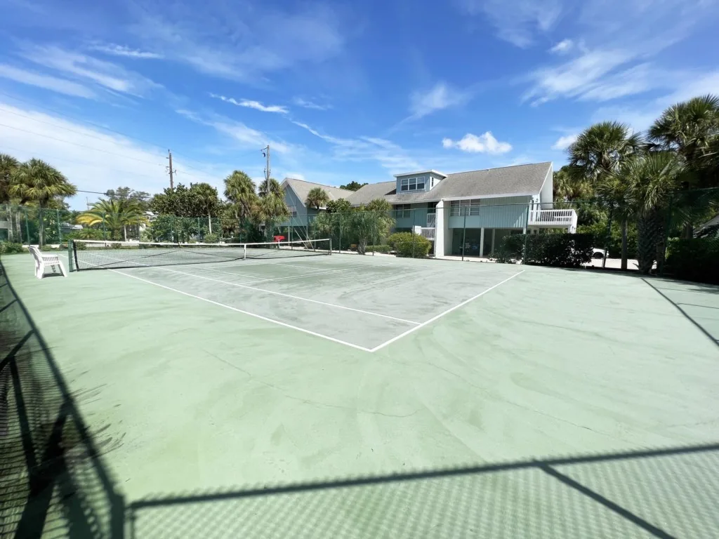 Lemon Bayview Villa - Heated Pool - Tennis - Dock