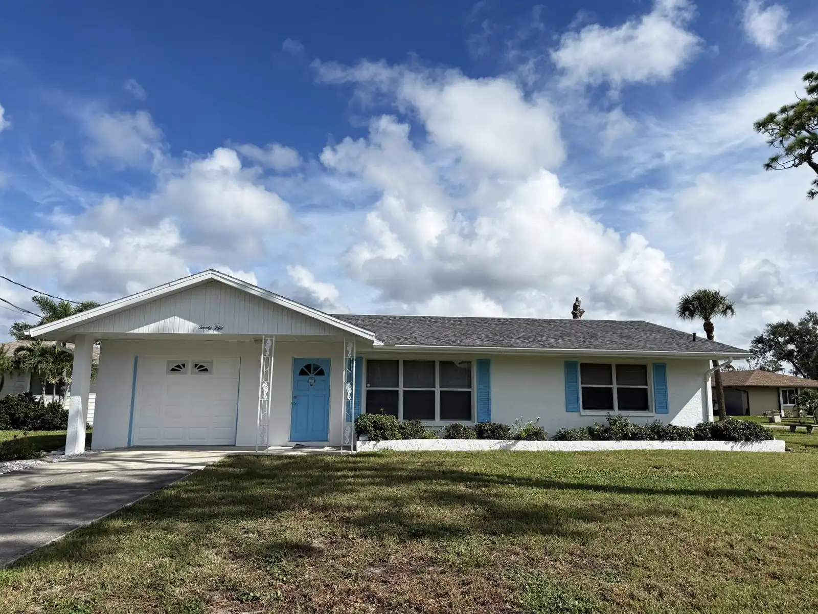 2BR on Oyster Creek – Boat Dock & Beach