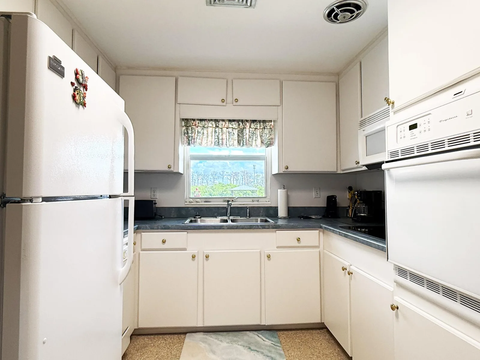 2BR on Oyster Creek – Boat Dock & Beach