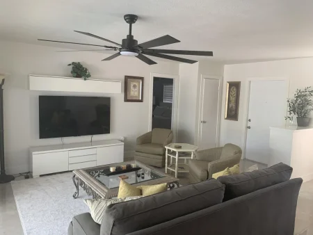 Charming 2BR Pool Home Near Manasota Key
