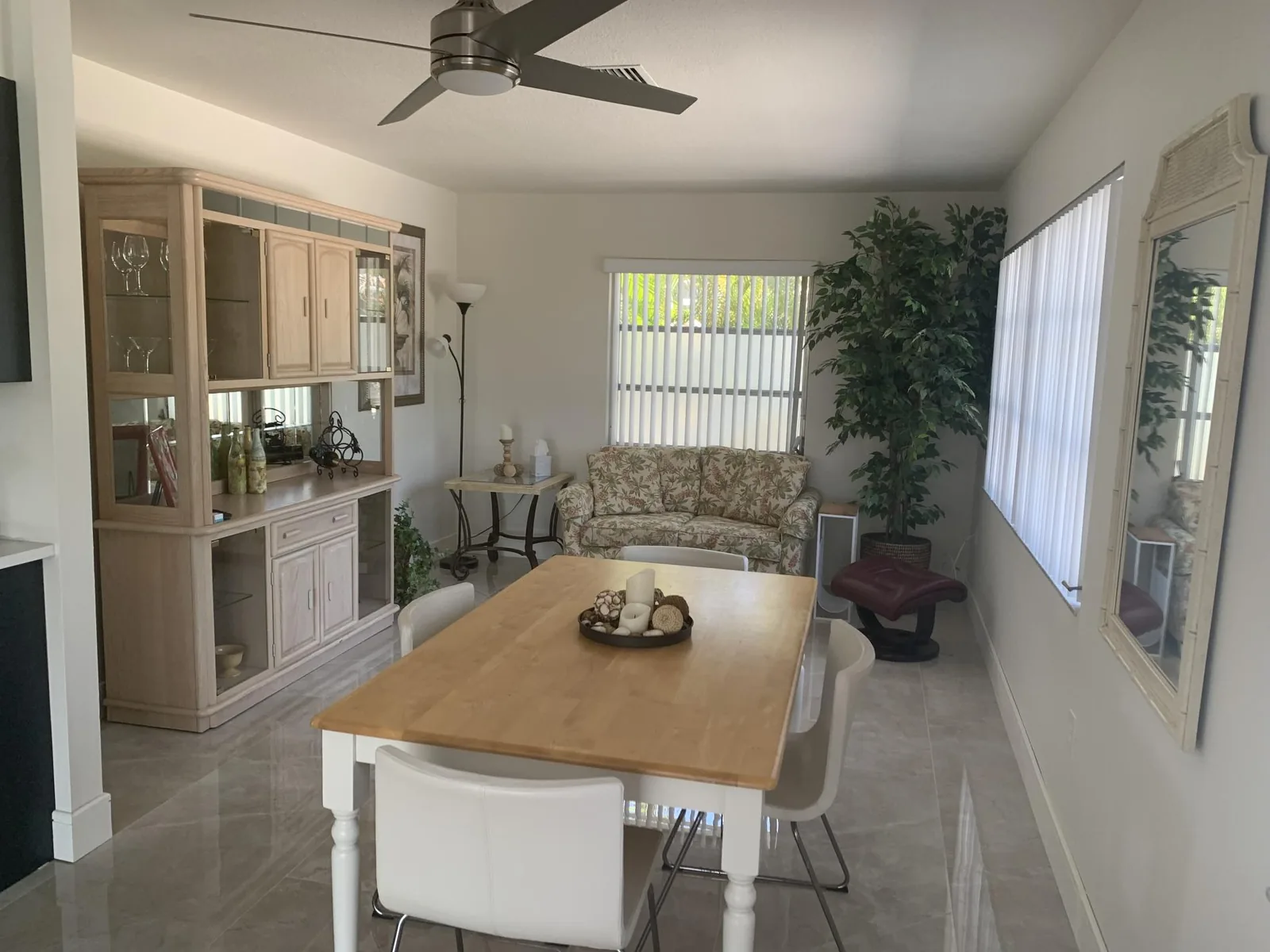 Charming 2BR Pool Home Near Manasota Key