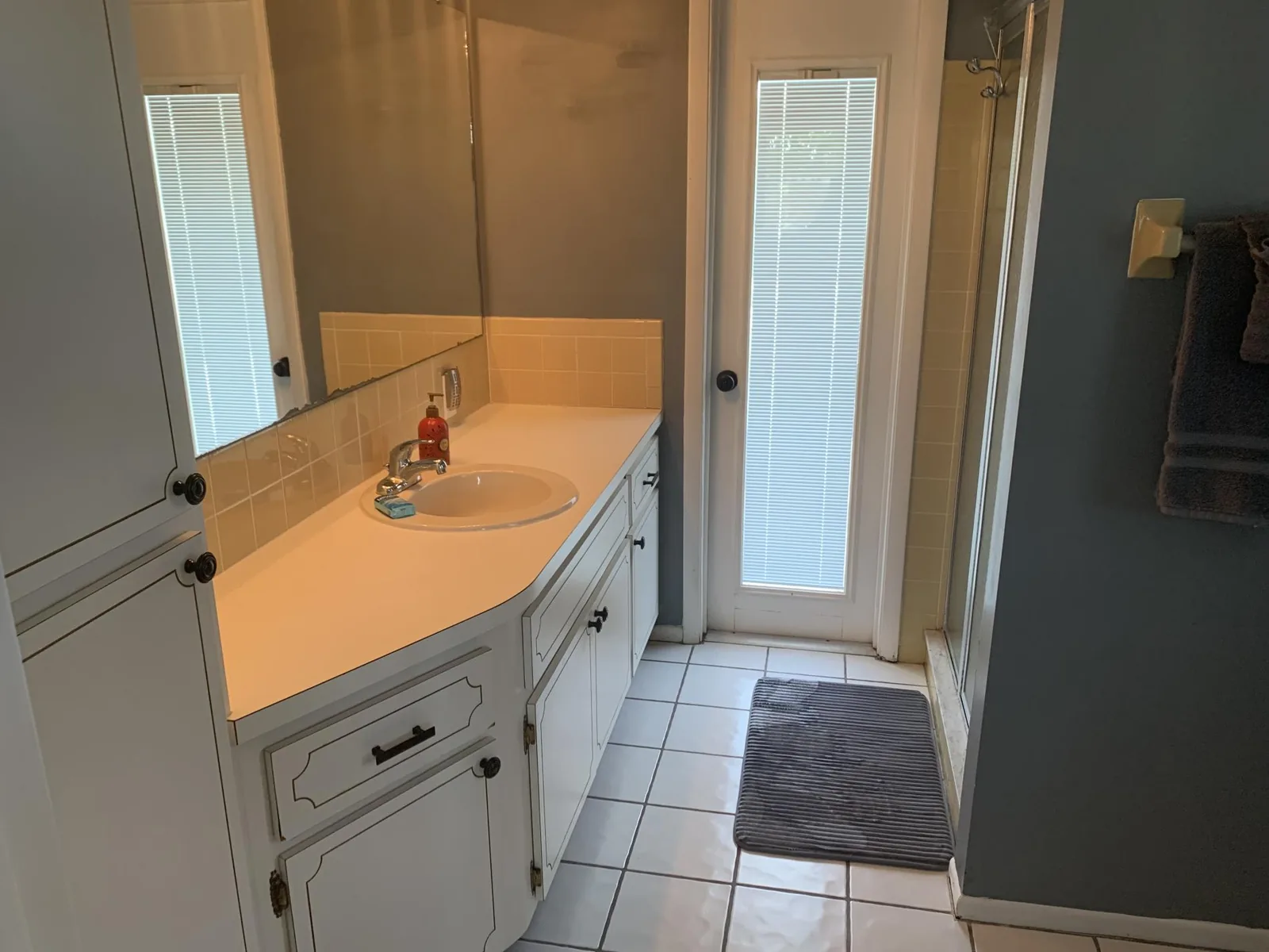 Charming 2BR Pool Home Near Manasota Key