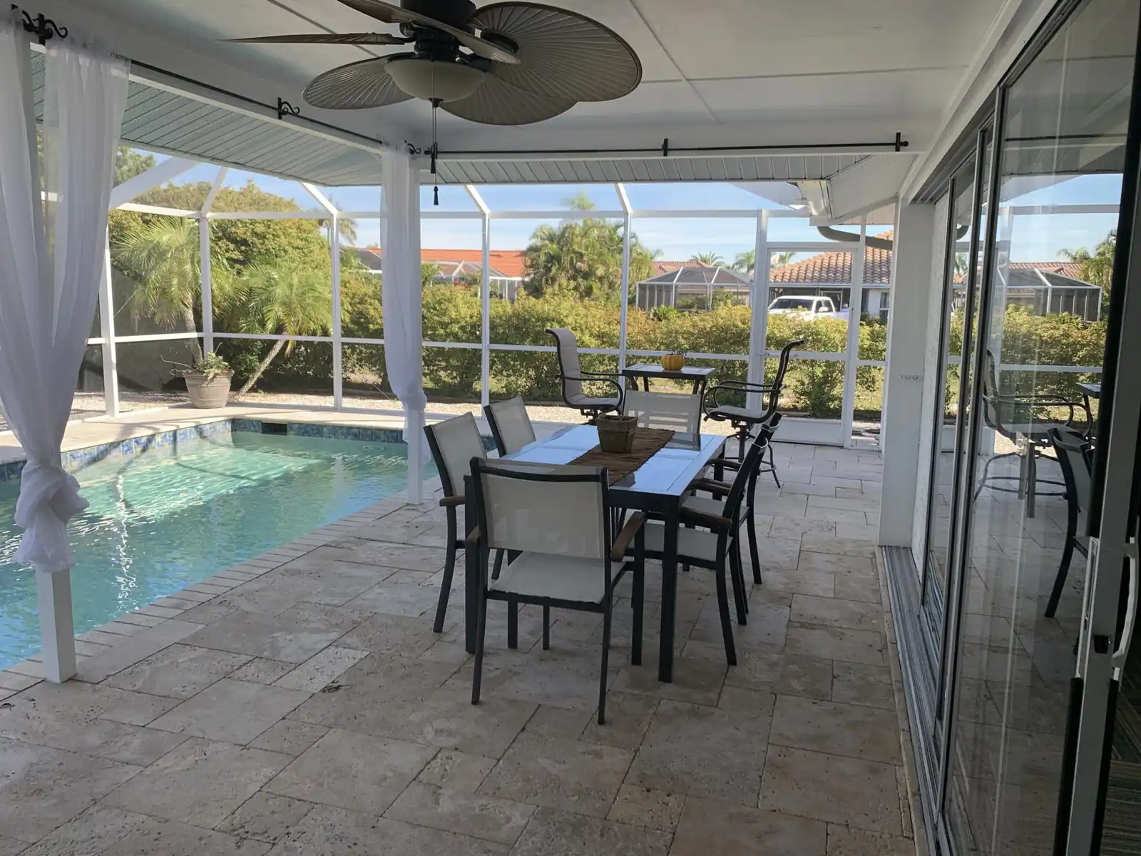 Charming 2BR Pool Home Near Manasota Key