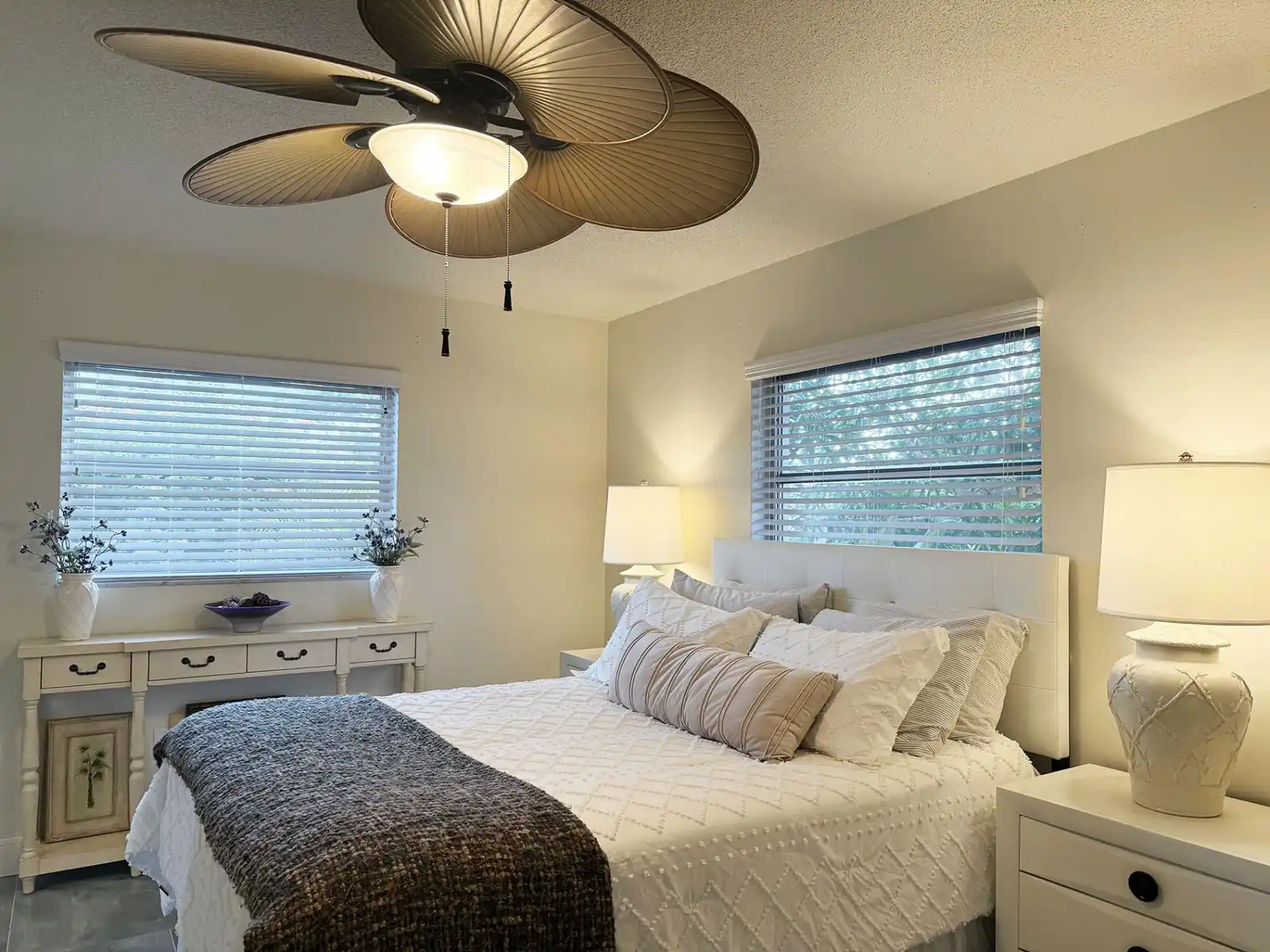 Charming 2BR Pool Home Near Manasota Key