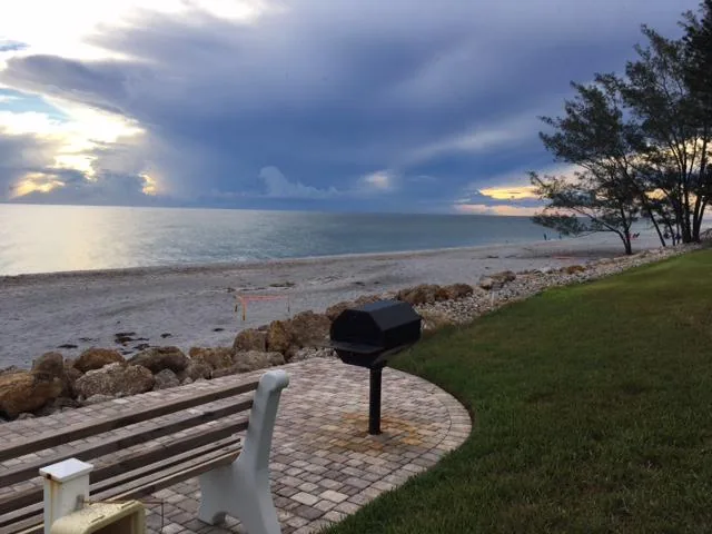 Coastal Comfort at Tamarind - Manasota Key