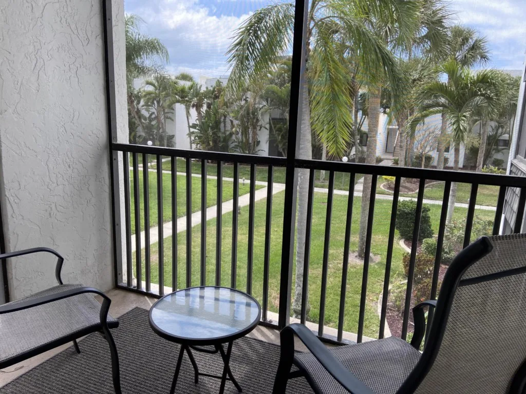 Coastal Comfort at Tamarind - Manasota Key