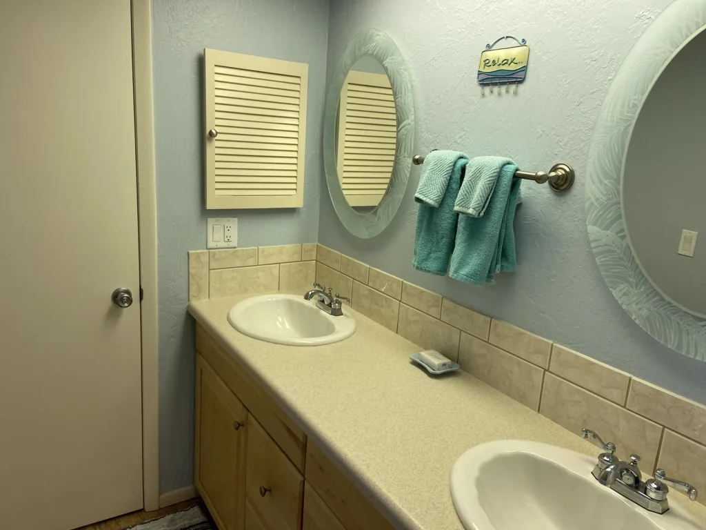 Coastal Comfort at Tamarind - Manasota Key