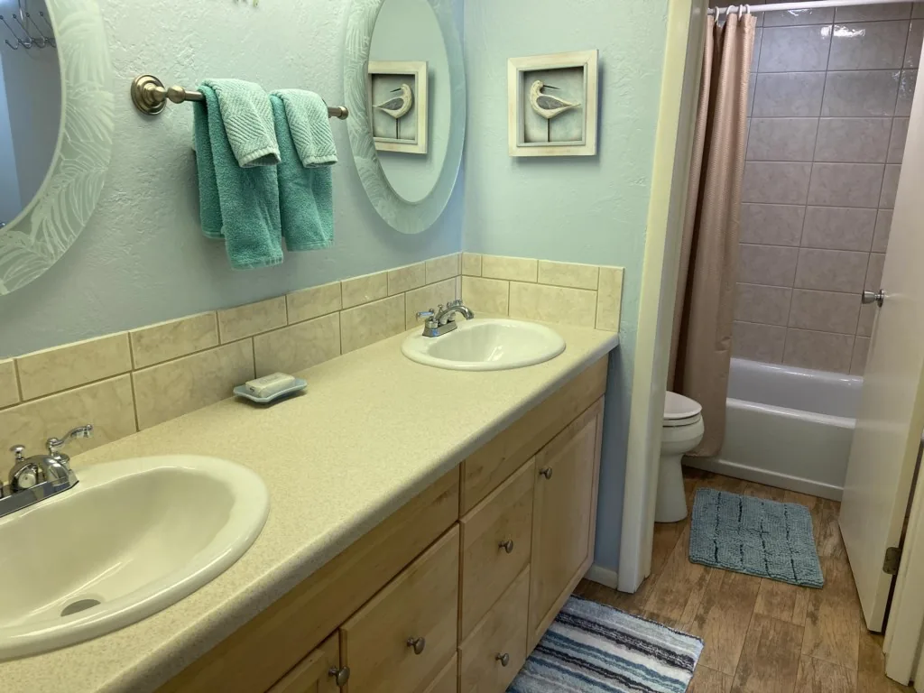 Coastal Comfort at Tamarind - Manasota Key