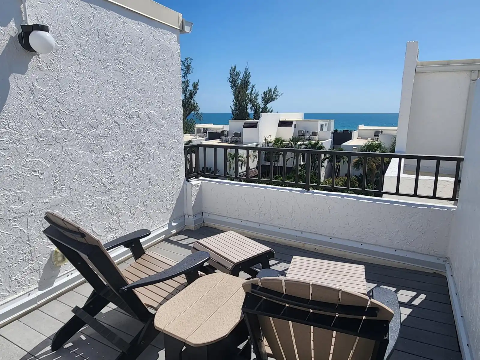 Rooftop Views & Gulf Vibes - Sunsets & Beach