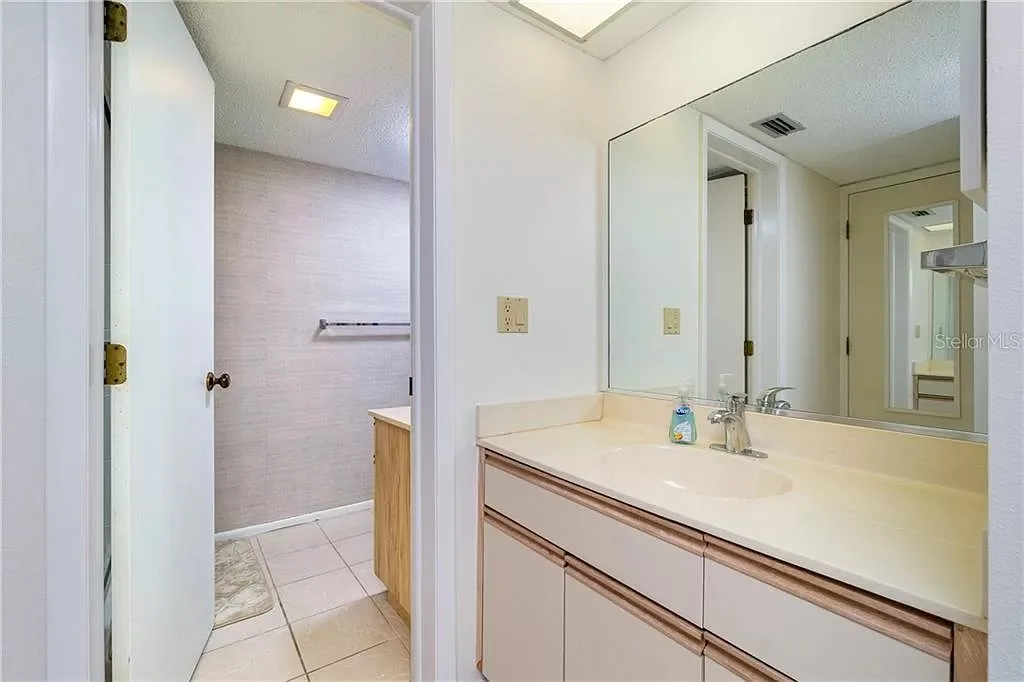 Relaxed Gulfside Living - Ground-Floor Tamarind