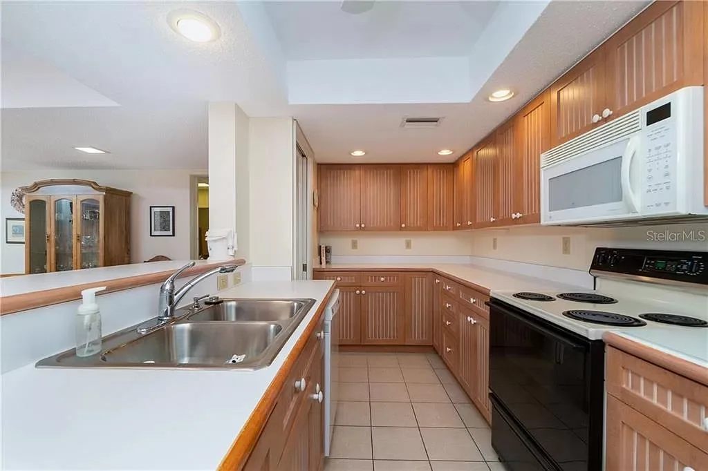 Relaxed Gulfside Living - Ground-Floor Tamarind
