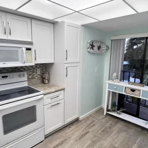 Relax at Tamarind – 2BR End Unit by Beach & Bay
