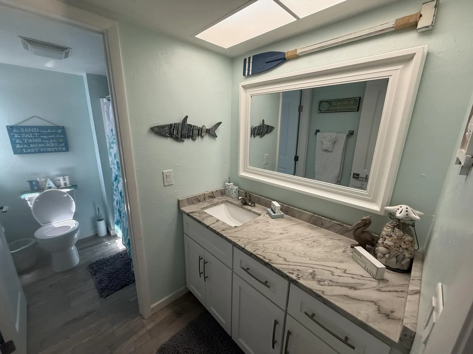 Relax at Tamarind – 2BR End Unit by Beach & Bay