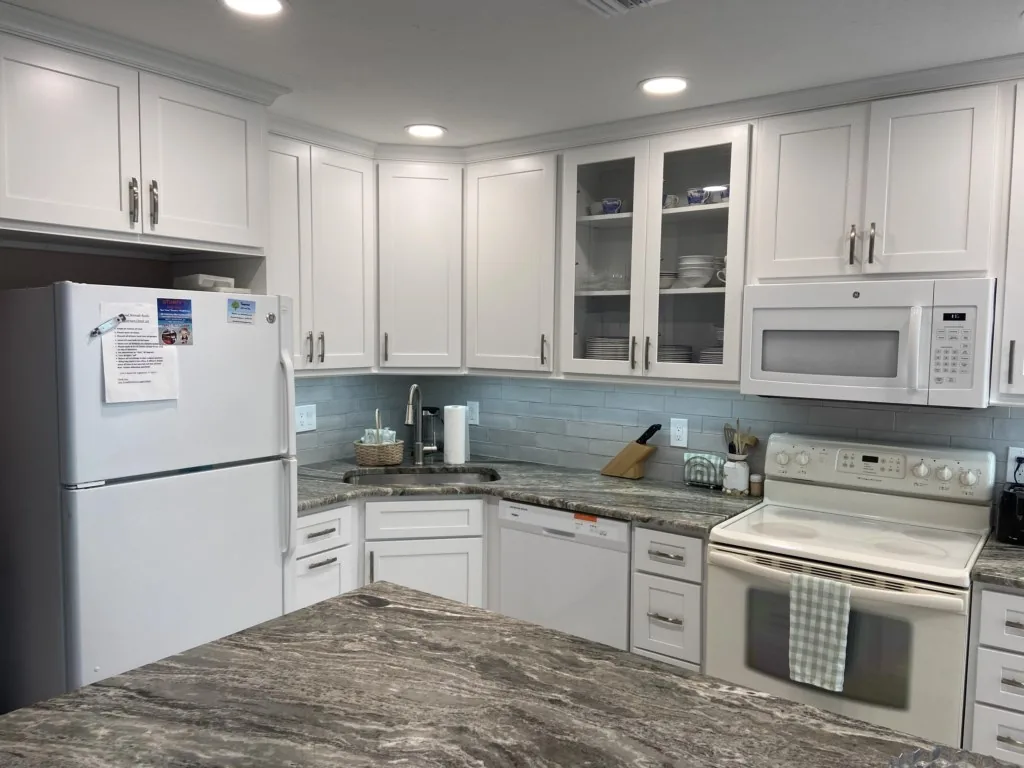 2BR Tamarind Condo – Steps to Pool & Gulf