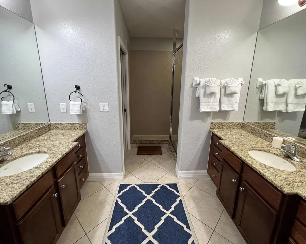 Manasota Key Gem - Pool and Hot Tub - Beach Views
