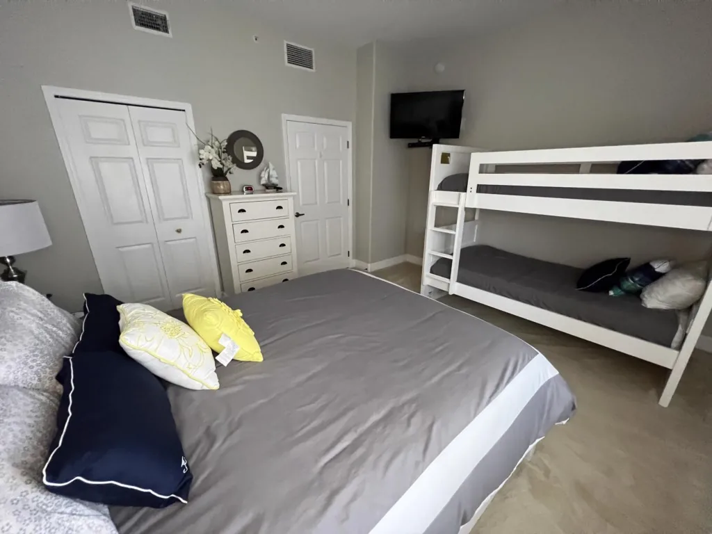 Manasota Key Gem - Pool and Hot Tub - Beach Views