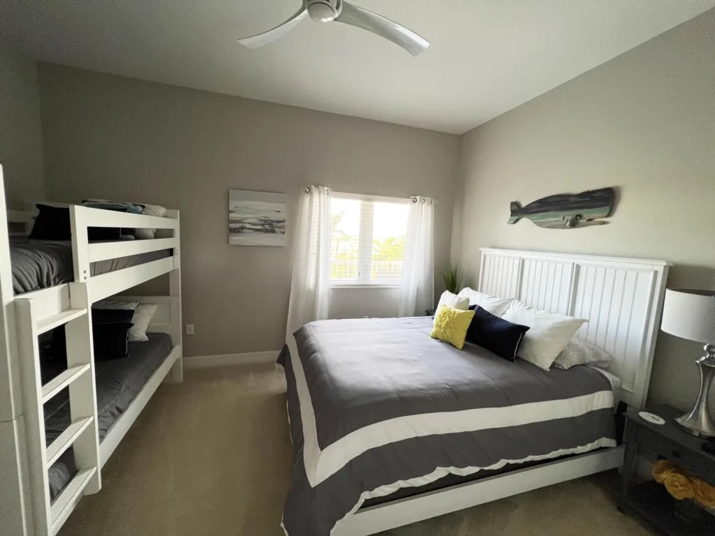 Manasota Key Gem - Pool and Hot Tub - Beach Views