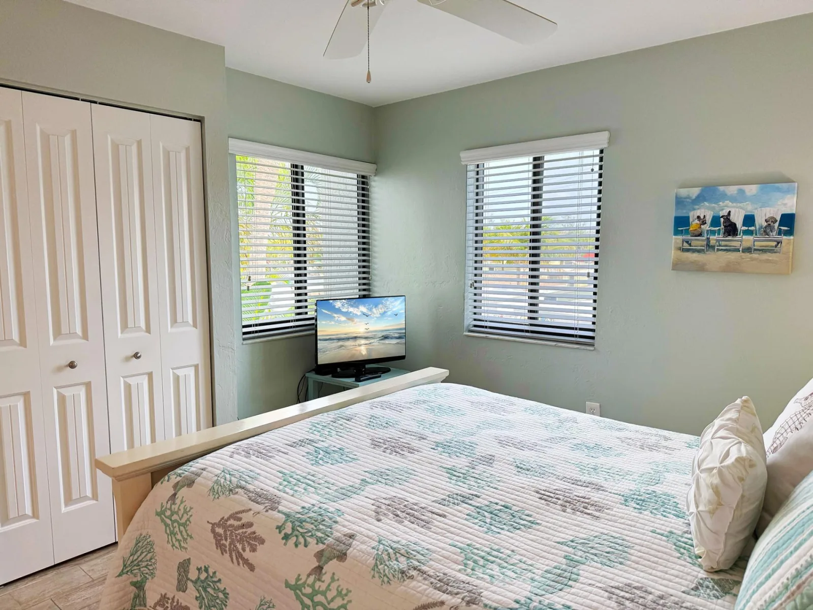 Modern Comfort – 2BR Bayside Condo at Tamarind