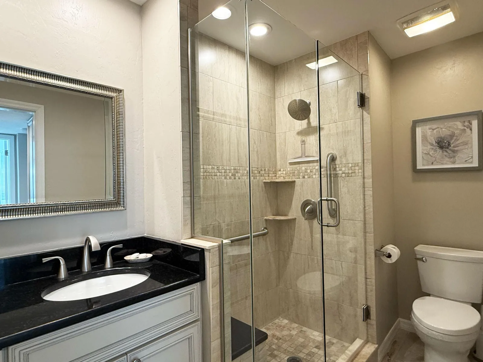 Modern Comfort – 2BR Bayside Condo at Tamarind