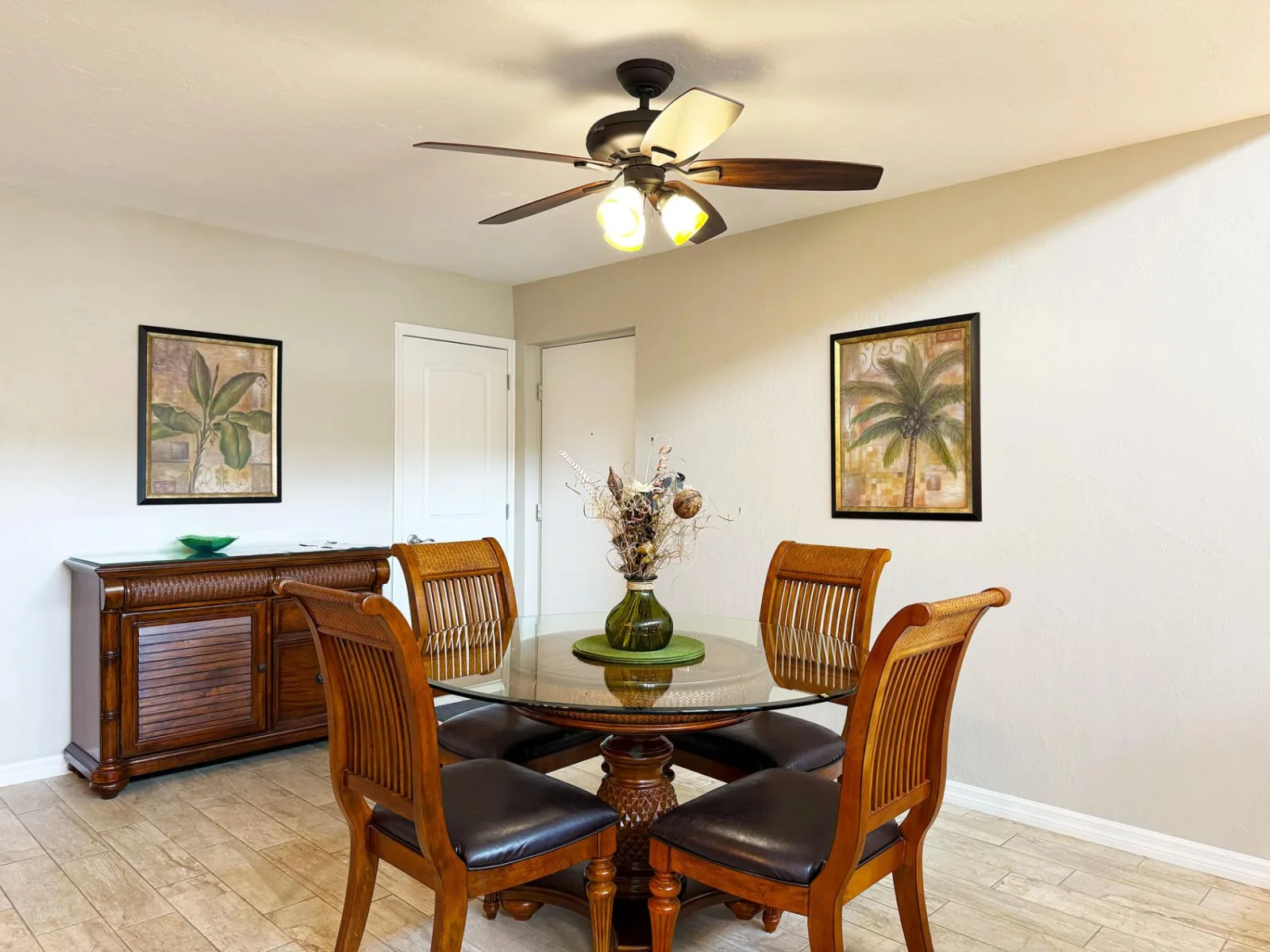Modern Comfort – 2BR Bayside Condo at Tamarind