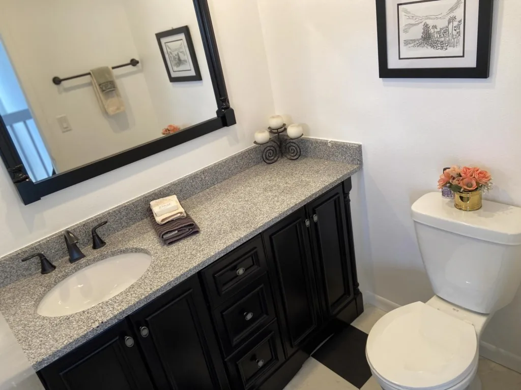 Rooftop Vibes – 2BR Loft in Tamarind on Manasota