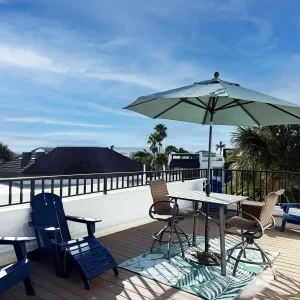 Tamarind 3BR Loft – Beach Vibes & Bay Views