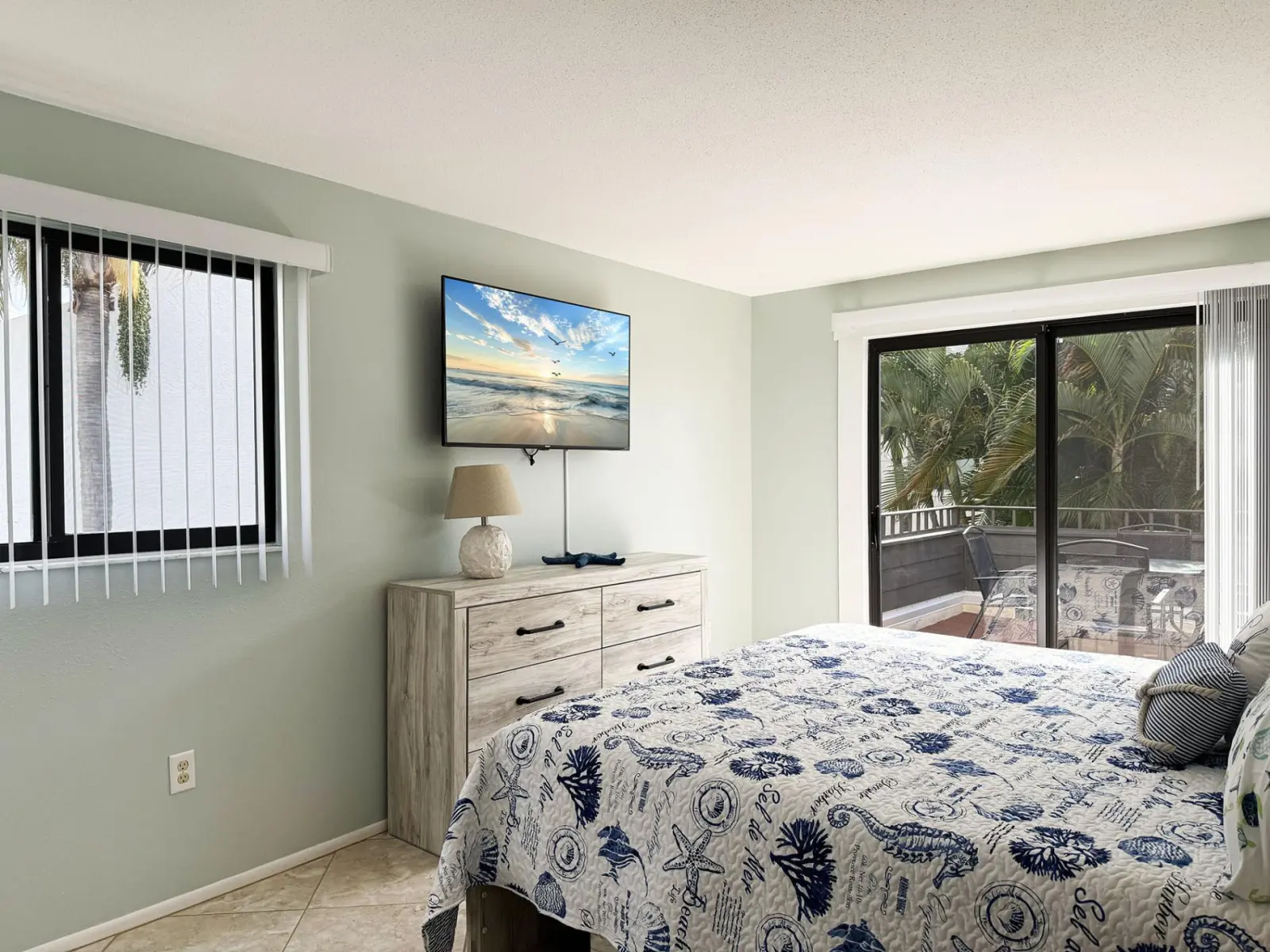 Bayside 2BR Condo at Tamarind - Private Sun Deck