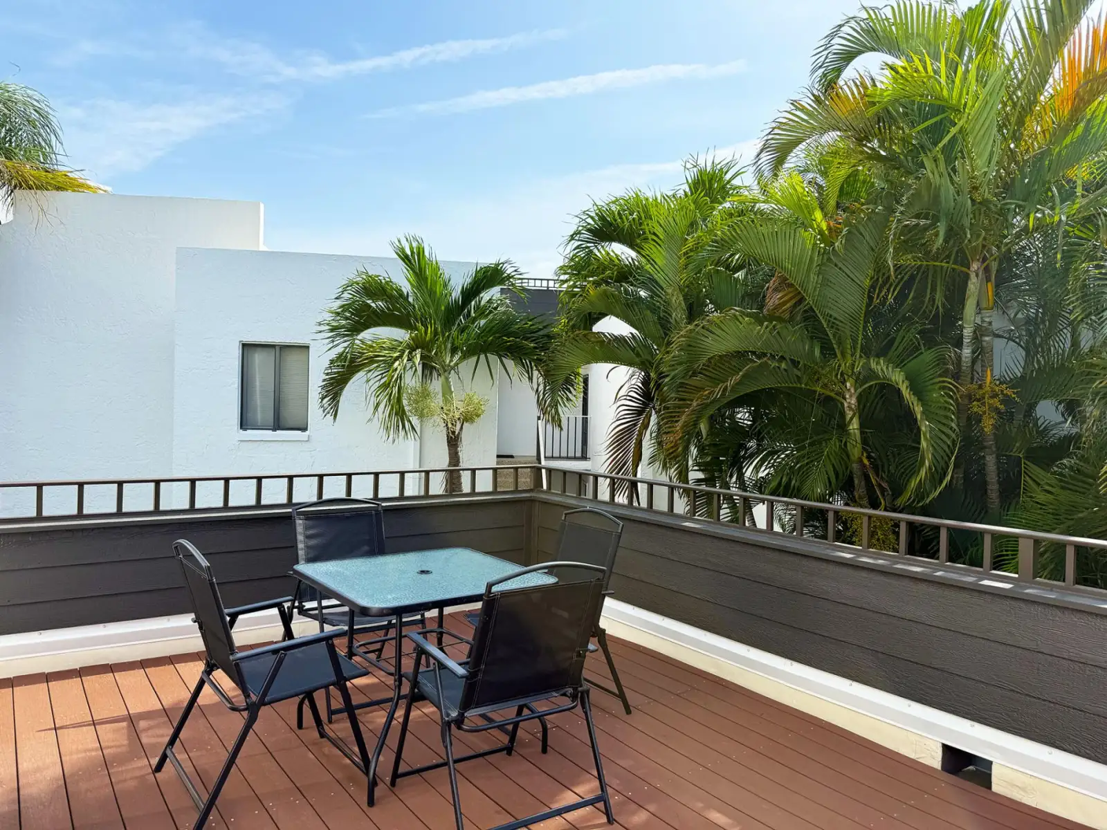 Bayside 2BR Condo at Tamarind - Private Sun Deck