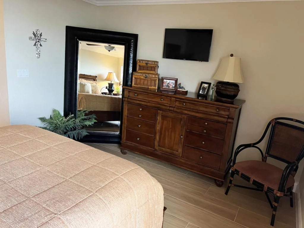 Waterfront Luxury - Bay Breezes & Loft Lounge