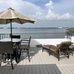 Waterfront Luxury - Bay Breezes & Loft Lounge