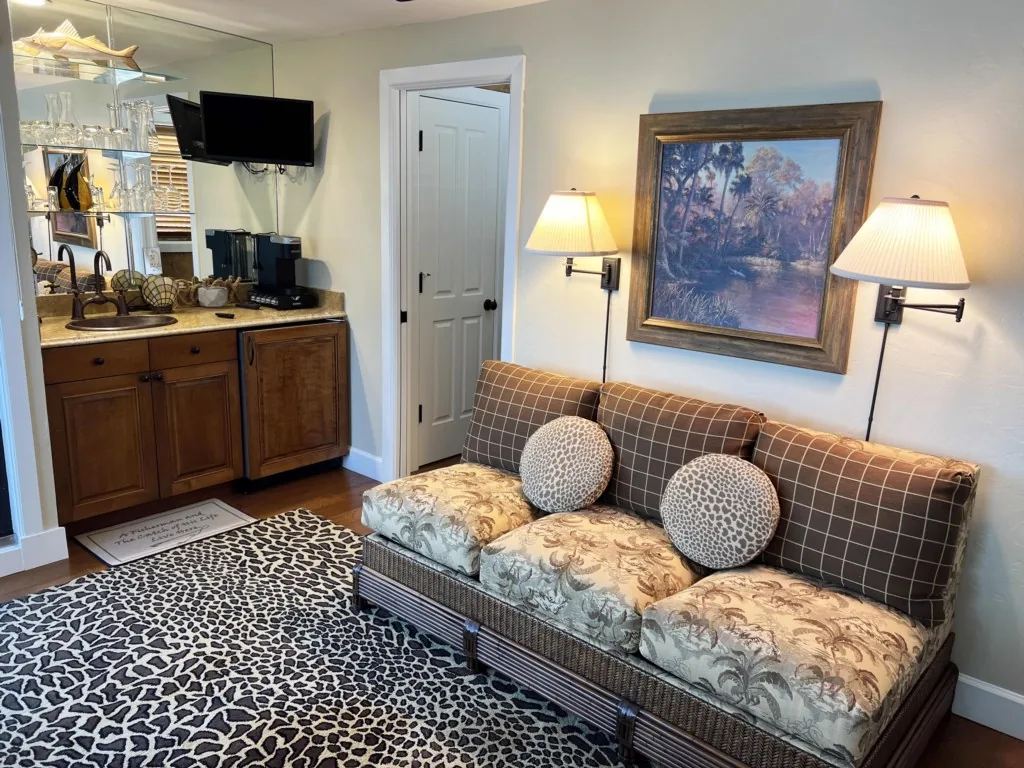 Waterfront Luxury - Bay Breezes & Loft Lounge