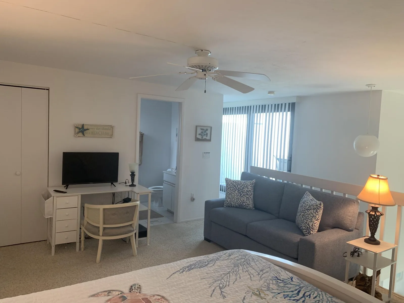 Open Deck – 2BR Loft Condo with Bay Views