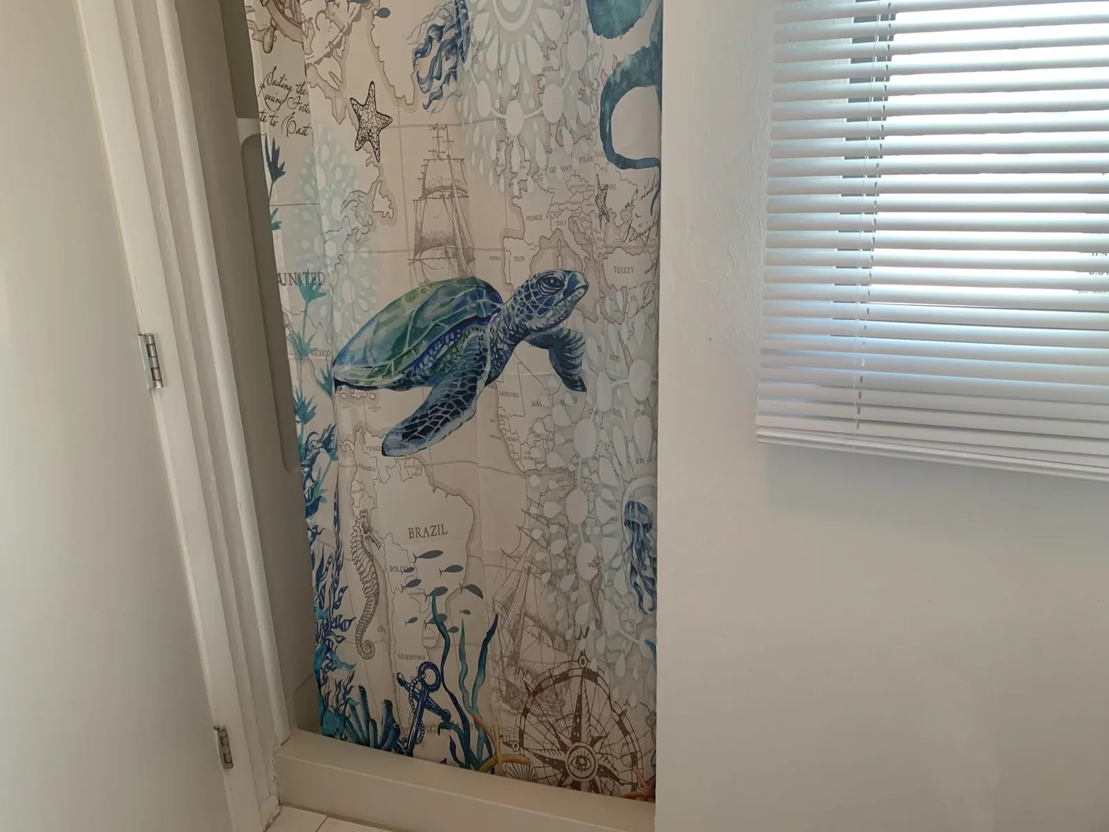 Open Deck – 2BR Loft Condo with Bay Views