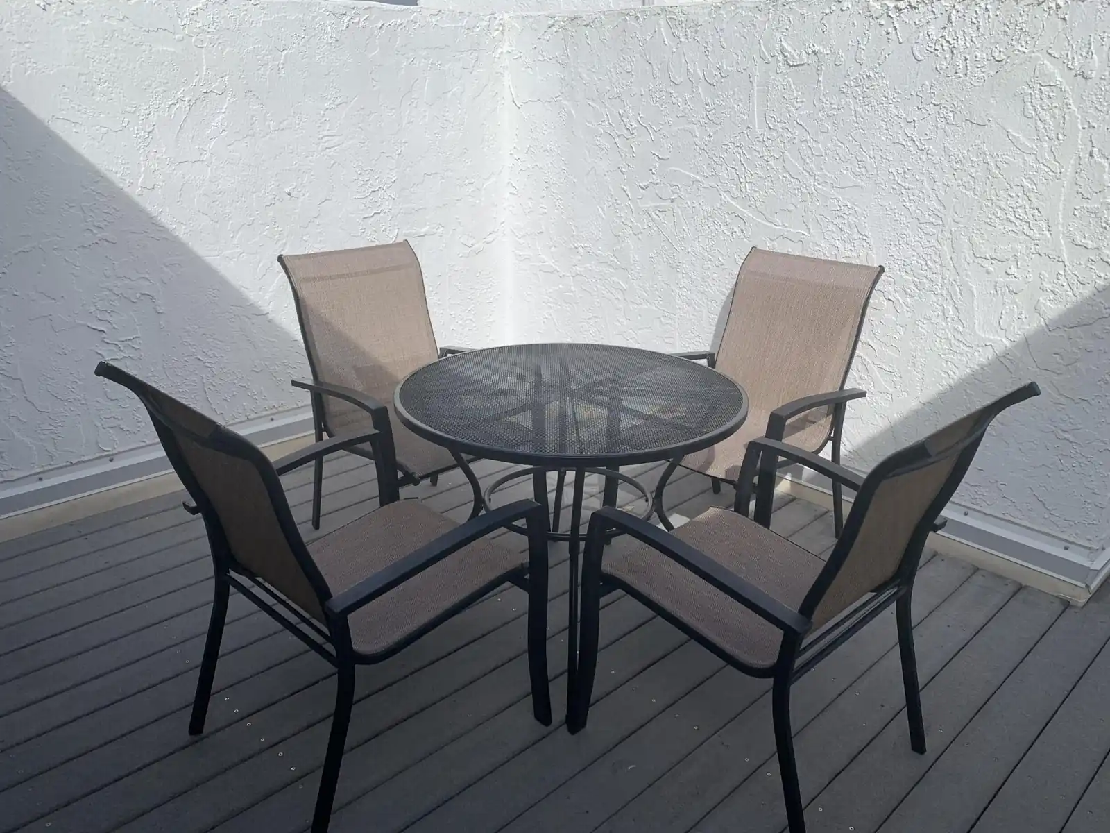 Open Deck – 2BR Loft Condo with Bay Views