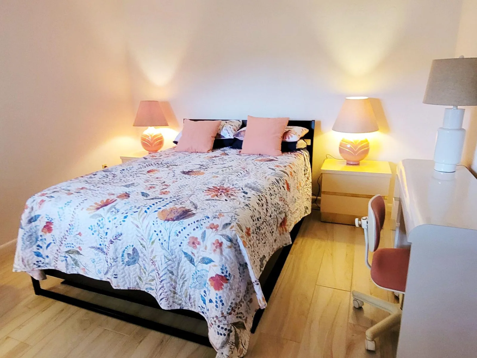 Peaceful Escape – Walk to Pool, Bay & Beach