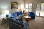 Serene Escape – Walk to Pool, Bay & Beach