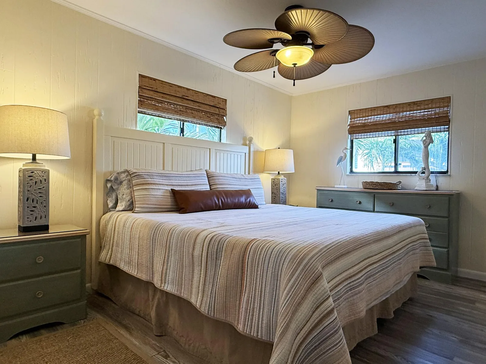 Suite #6 - The Highview