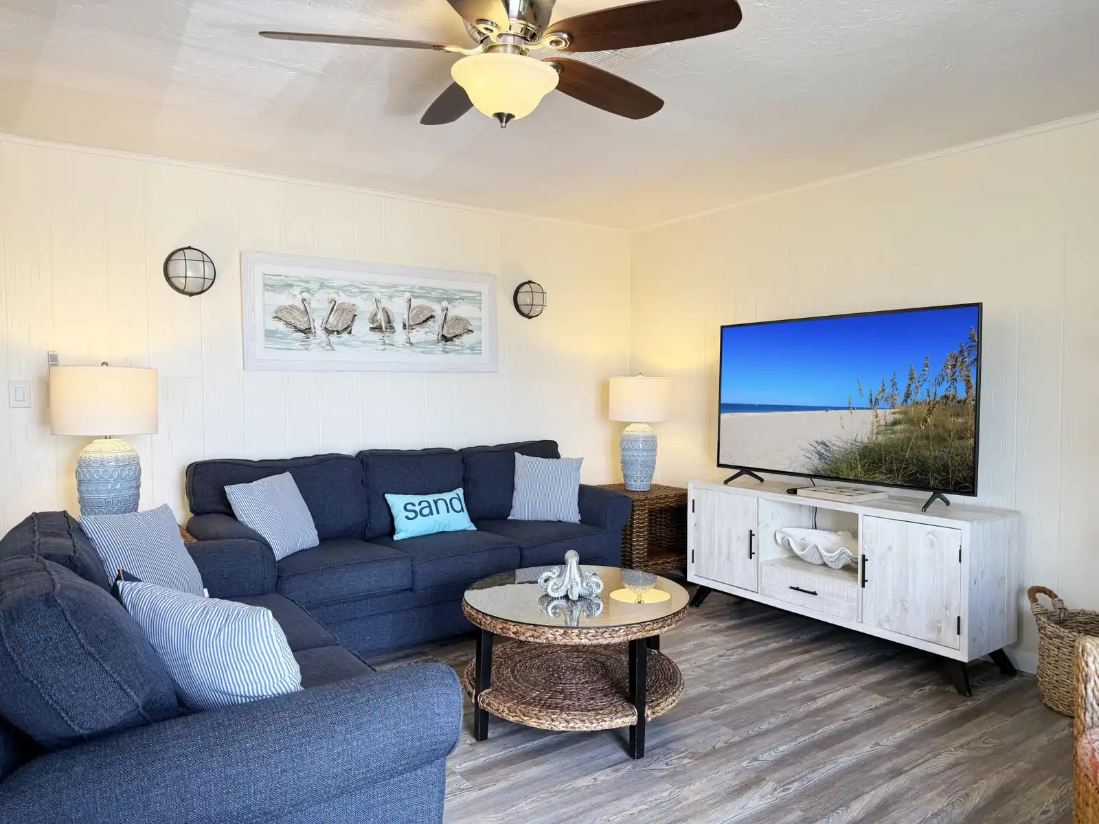 Suite #7 - Highview
