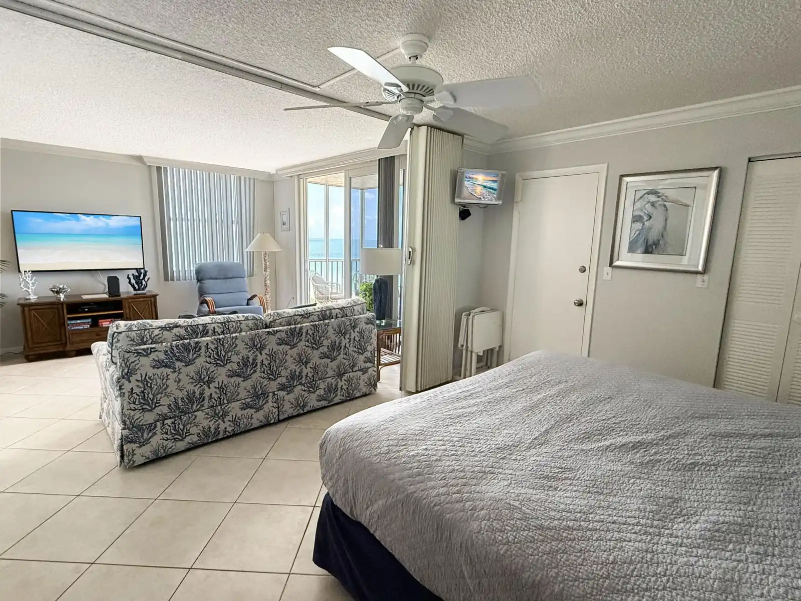 9th-Floor Beach Condo Gulf Views & Heated Pools