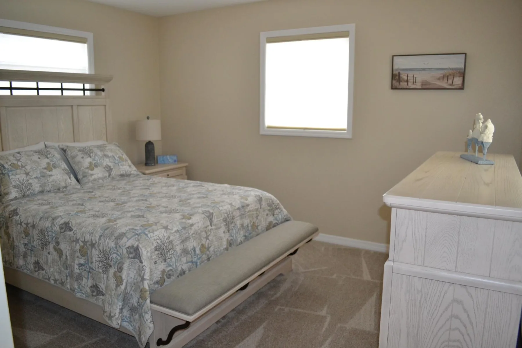Pool Home Near Manasota Key - Shark Tooth Hunting