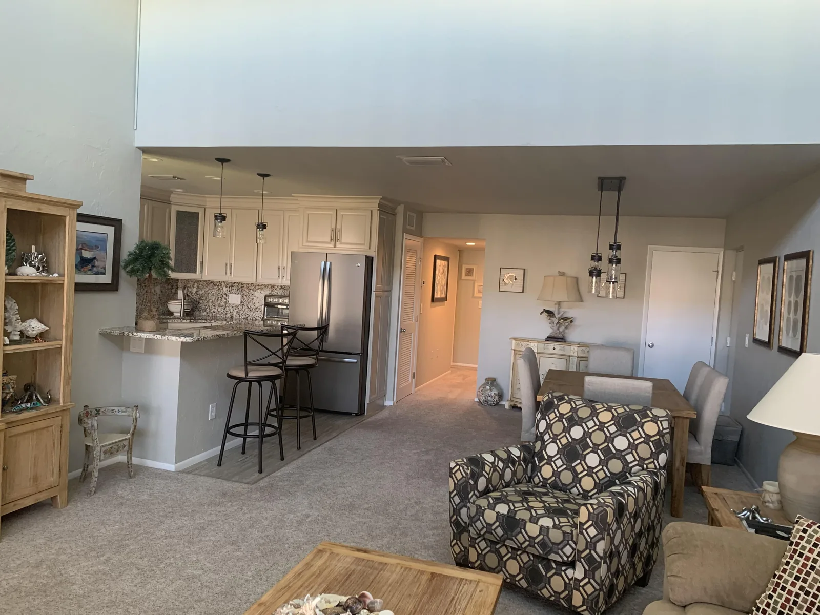 Tamarind Escape – Poolside Views & Bay Breeze