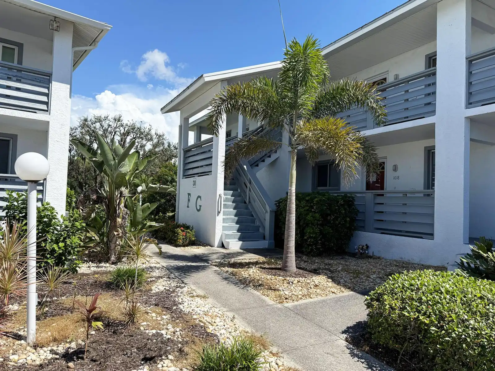 Coastal Comfort – 2BR Condo in Fiddlers Green