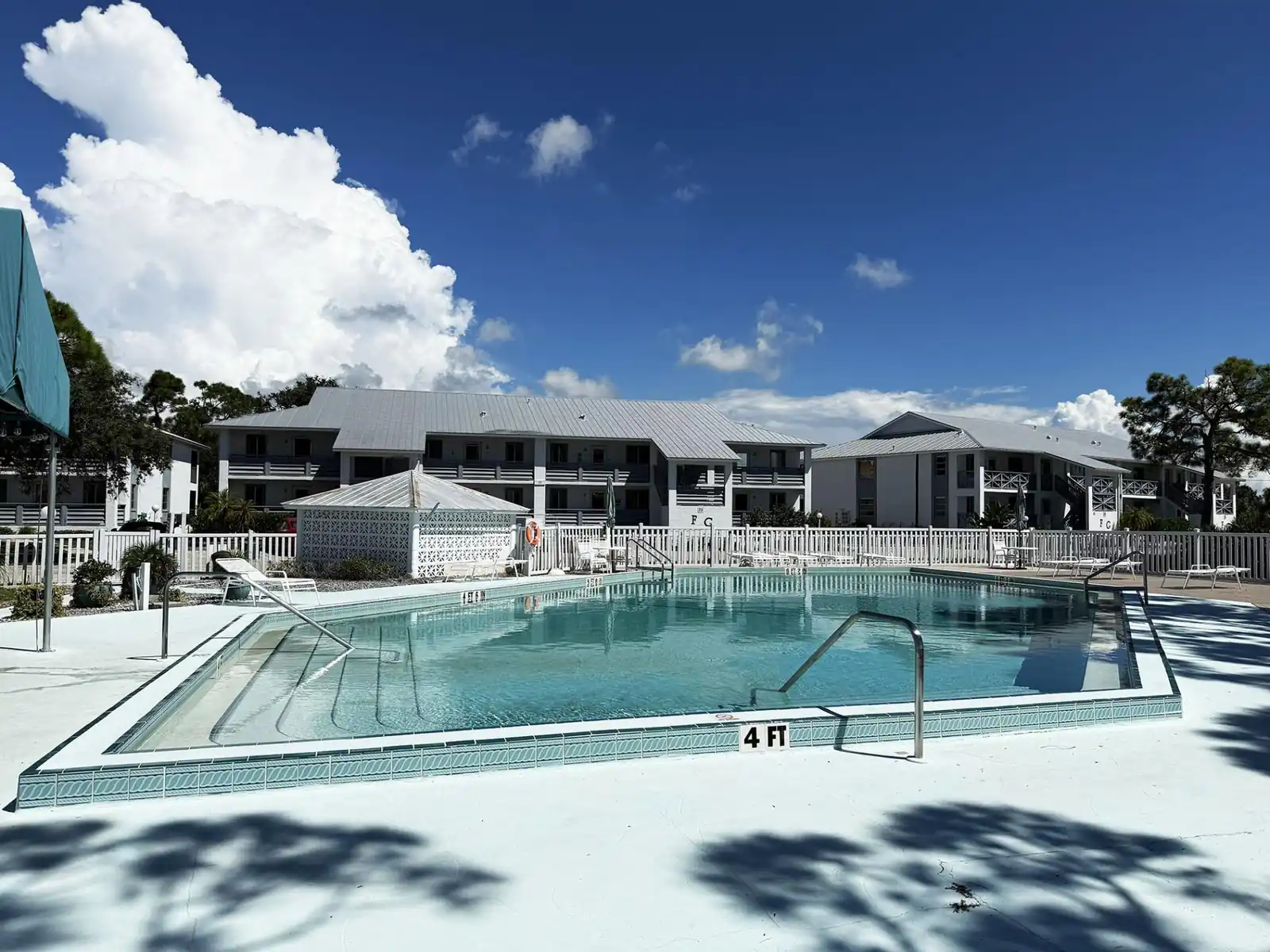 Coastal Comfort – 2BR Condo in Fiddlers Green