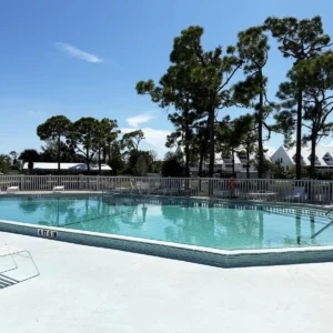 Coastal Comfort – 2BR Condo in Fiddlers Green