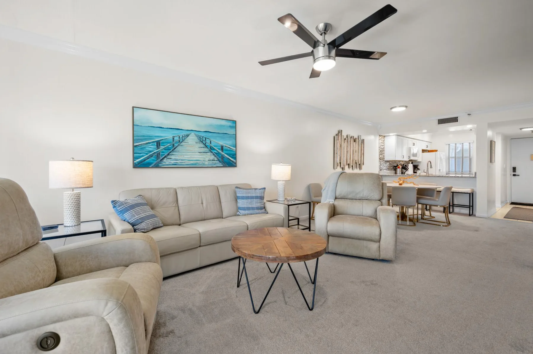 2BR Sandpiper Key – Bright, Stylish & Coastal