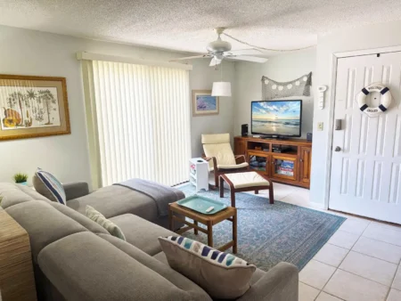 Sunburst Escape w/ Heated Pool, Dock & Beach