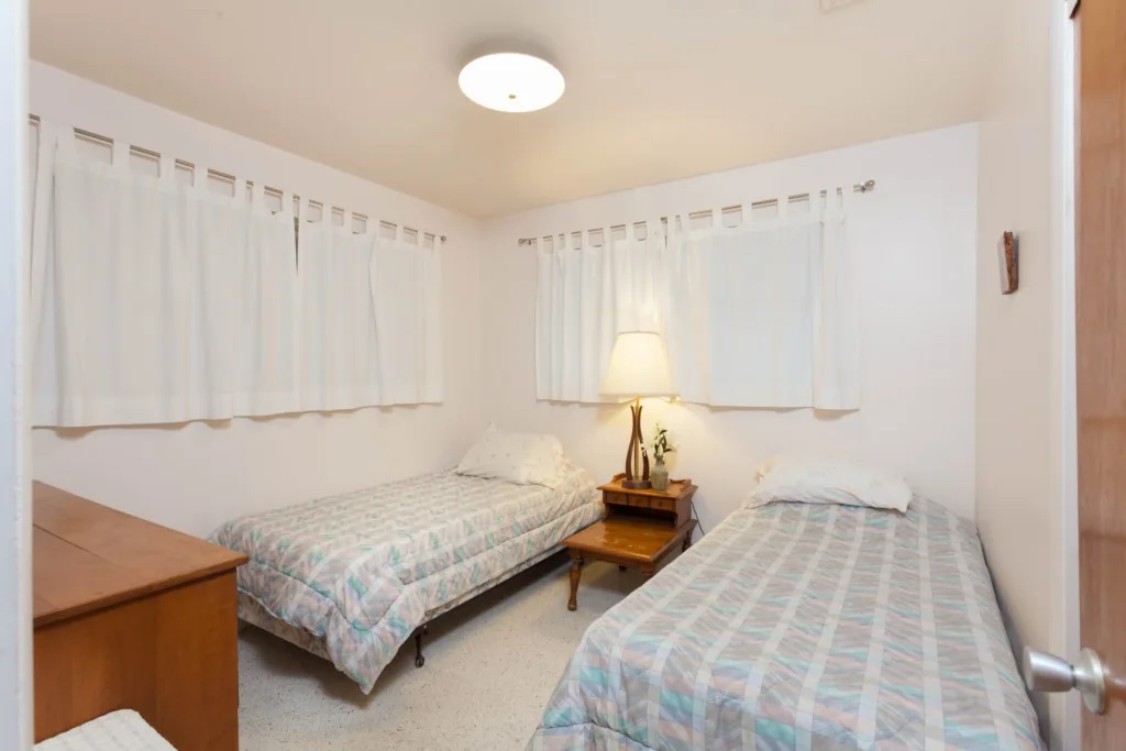 Sun, Sand & Savings - Bonita Cozy Cottage Escape