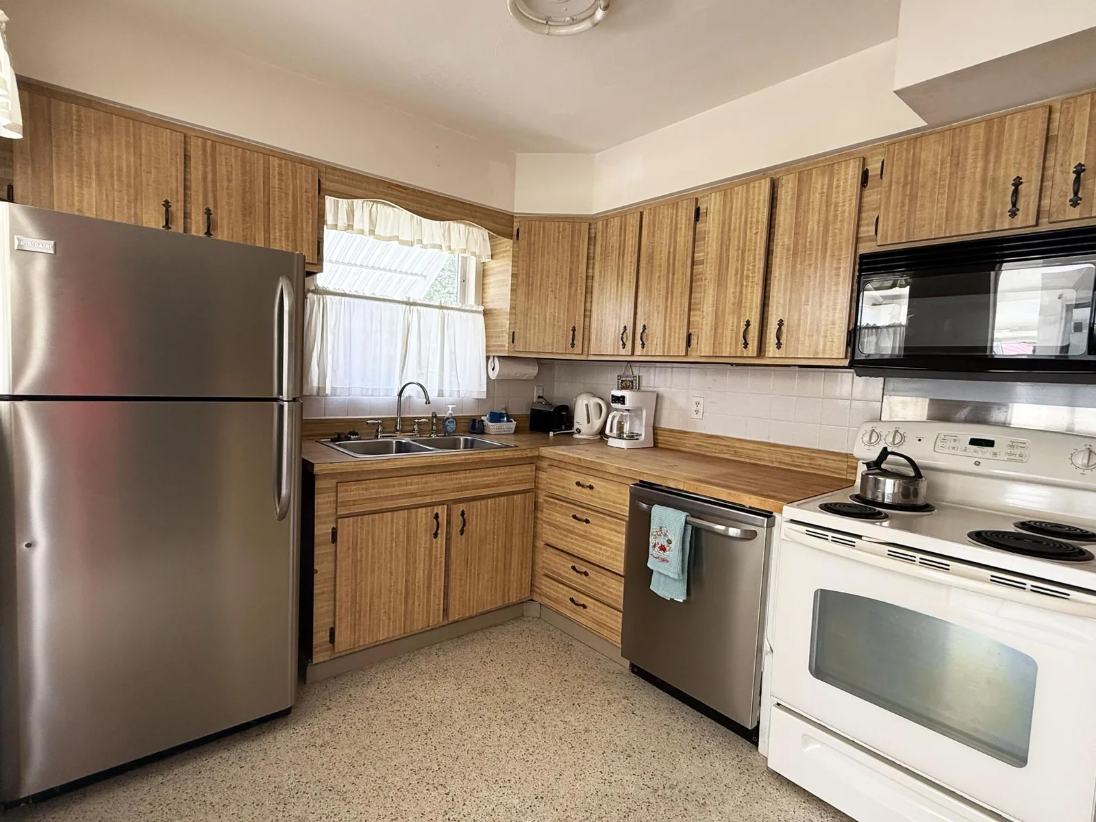 Sun, Sand & Savings - Bonita Cozy Cottage Escape